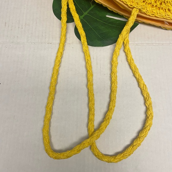 MW Most Wanted Yellow Woven Macrame Raffia Tote bag - Picture 8 of 8